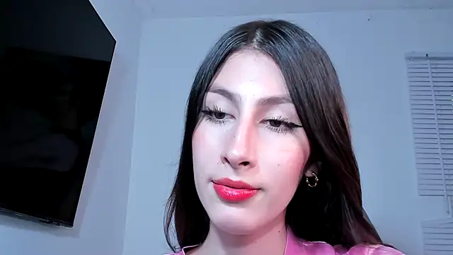 valeria gonzales  online show from December 5, 10:06 pm