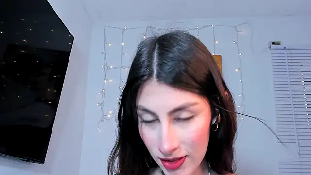 valeria gonzales  online show from January 21, 9:36 pm