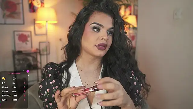 artechloe online show from February 10, 11:34 pm