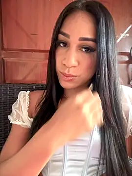 Ashly Miller online show from September 22, 7:30 pm