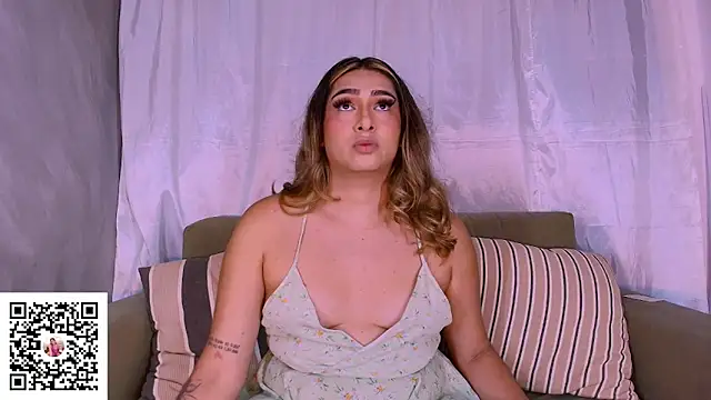 ISABELLASSMITH online show from October 3, 8:58 am