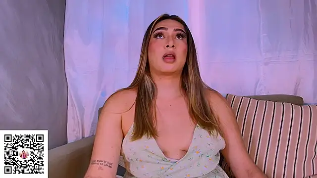 ISABELLASSMITH online show from November 8, 5:13 pm