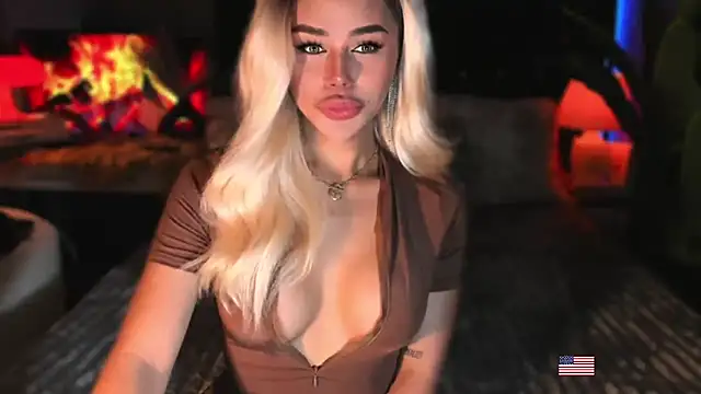 webcumgodess online show from October 19, 10:13 pm