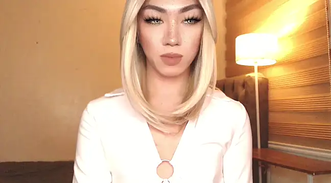 Local Hoelyx online show from February 24, 3:55 am