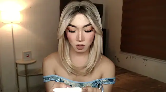 Local Hoelyx online show from March 15, 9:06 am