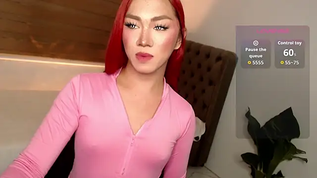 Local Hoelyx online show from September 15, 11:09 pm