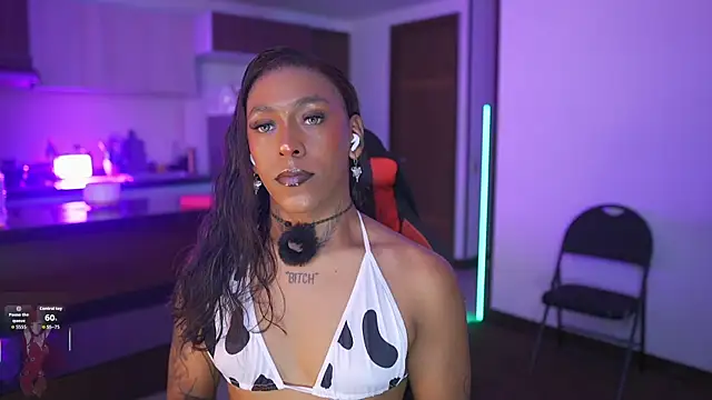 AmberRaus online show from October 2, 4:13 am