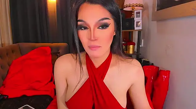 ChalanieFox online show from February 19, 8:22 am