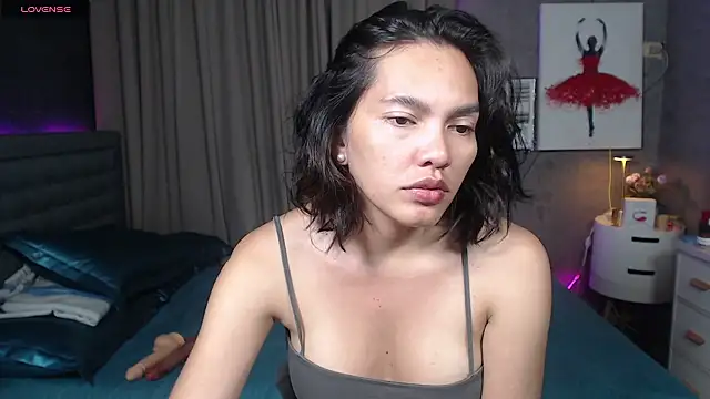 Pretty Cassie69 online show from September 24, 11:27 am