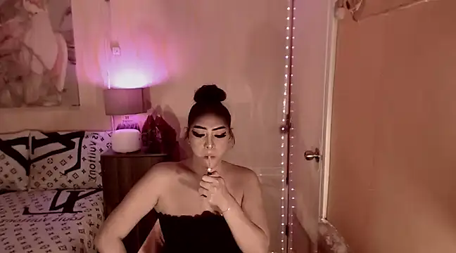 Biancafoxie online show from March 5, 7:45 am