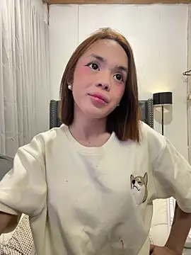 Snapshot of SweetCheska19 chatting on October 11, 10:28 am SweetCheska19 online show from October 11, 10:28 am