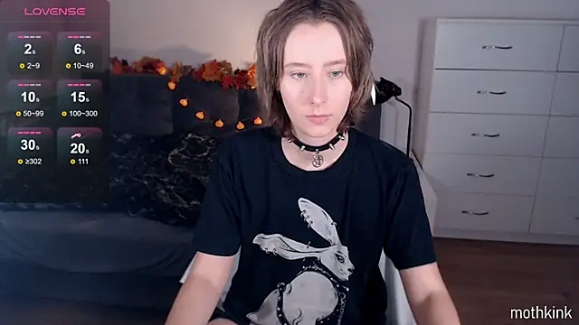 mothkink online show from November 11, 3:47 pm