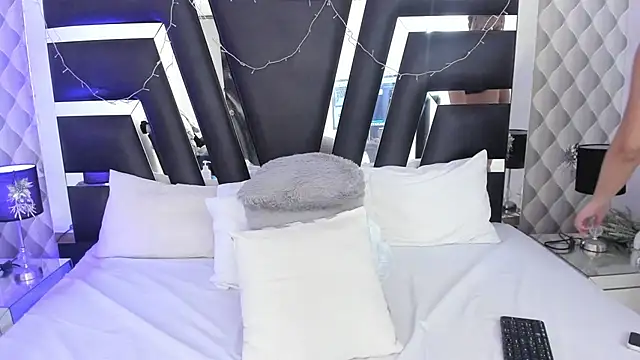 katya kozlov online show from March 16, 9:22 pm