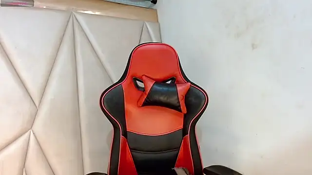 sweet brunettex lovingyou online show from March 5, 4:41 am