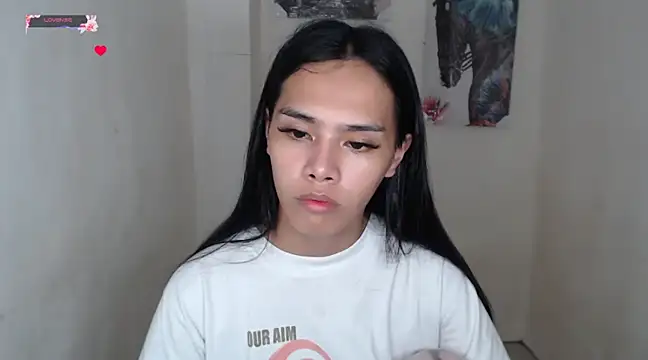 Snapshot of shecutie69 chatting on March 8, 9:28 am shecutie69 online show from March 8, 9:28 am