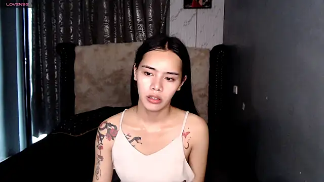 shecutie69 online show from February 9, 3:02 am