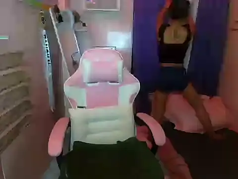 young salsalita online show from December 22, 4:01 pm