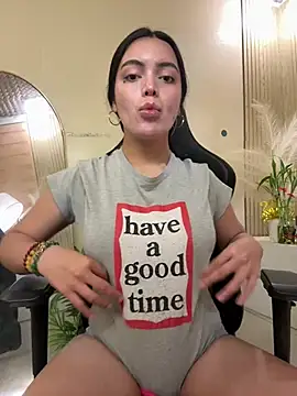 HotstuffCherrySummer online show from March 29, 10:49 am