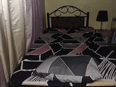 MissFoxylady online show from February 27, 5:30 pm