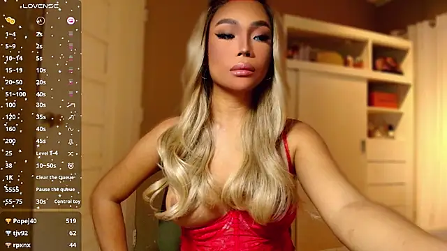 venusangelicxx online show from March 12, 6:24 pm