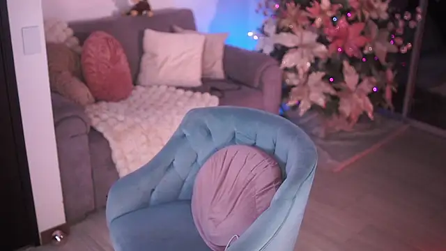 Snapshot of divavirtual11 chatting on December 7, 1:30 am divavirtual11 online show from December 7, 1:30 am