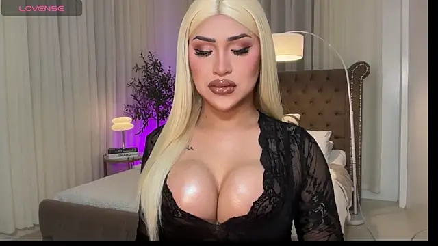 Your Majesty Tyra online show from February 12, 5:24 am