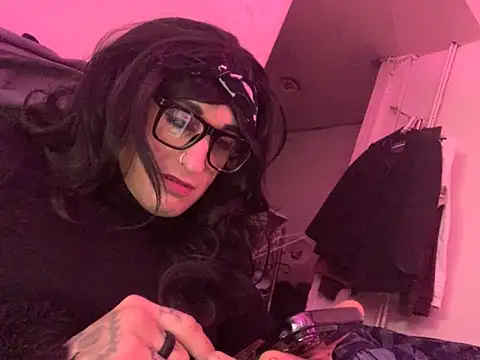 Kik SickSlut88 online show from October 16, 5:56 pm