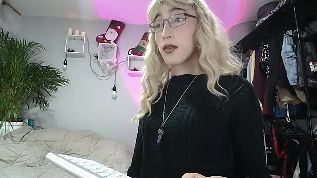 NicoleCortez online show from November 23, 1:08 am