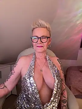 German Milf online show from March 19, 2:17 pm