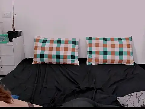 soooooANGEL online show from April 15, 1:00 am