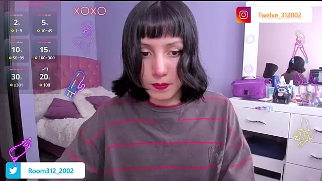 Snapshot of Room312_ chatting on January 2, 4:13 pm Room312  online show from January 2, 4:13 pm