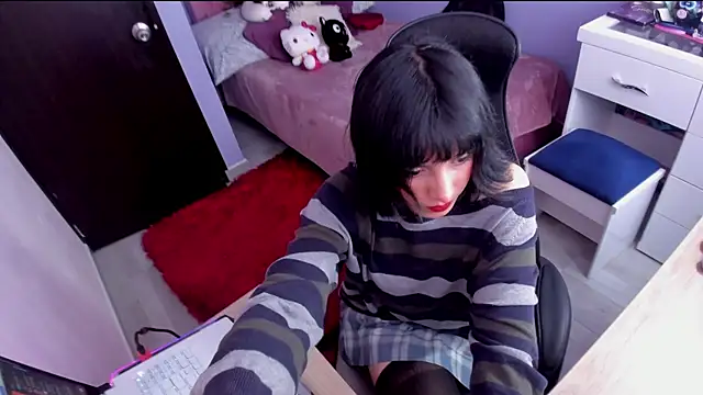 Snapshot of Room312_ chatting on January 21, 5:05 pm Room312  online show from January 21, 5:05 pm