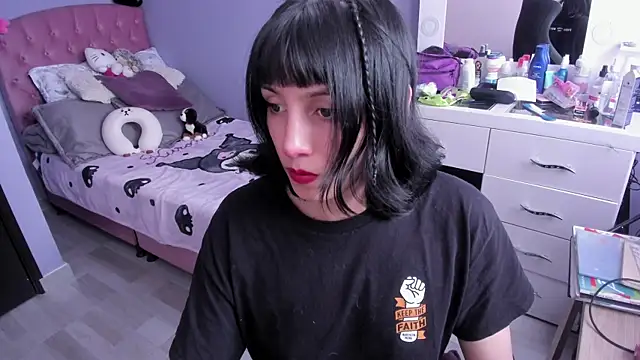 Snapshot of Room312_ chatting on March 9, 6:21 pm Room312  online show from March 9, 6:21 pm