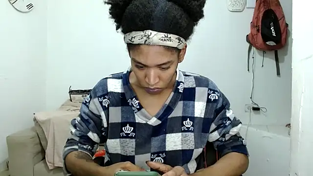 angelamarie1 online show from February 27, 8:26 pm