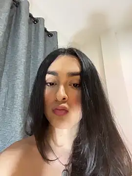 MiahWindsor online show from October 19, 4:49 am