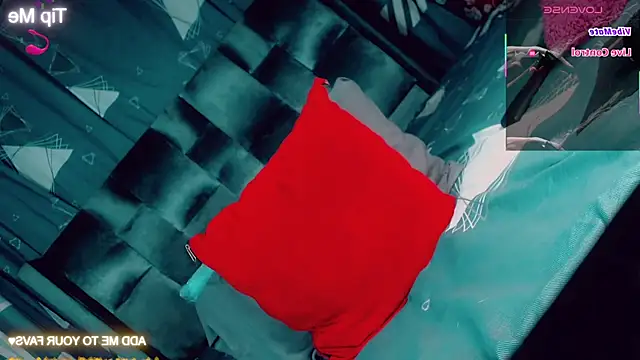 CharlotteBigCock online show from February 26, 2:22 pm