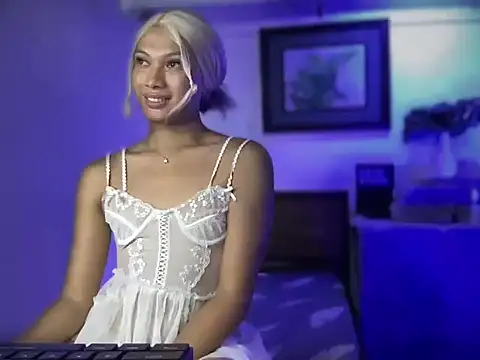 bigcock maria online show from October 28, 8:23 am