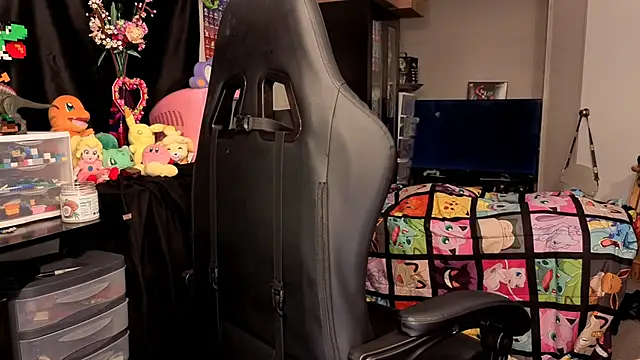 ShinyCherub online show from October 4, 3:24 pm