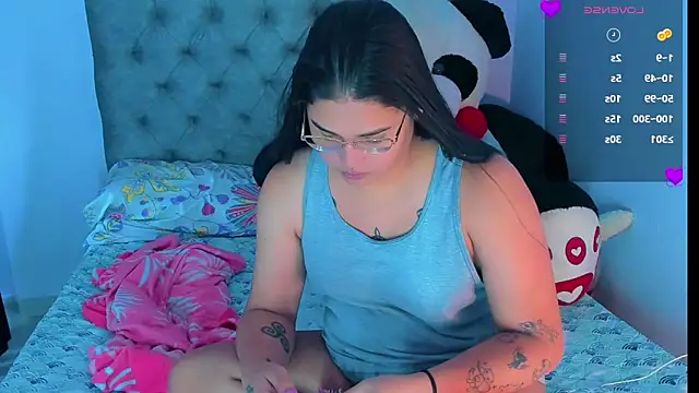 Snapshot of mabellfox chatting on September 22, 6:46 pm mabellfox online show from September 22, 6:46 pm