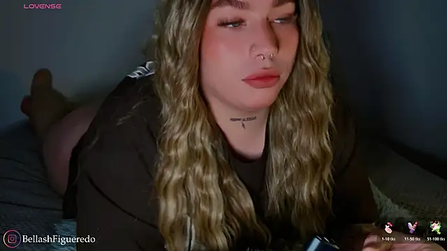 IsabellaFigueredo   online show from December 3, 7:12 am